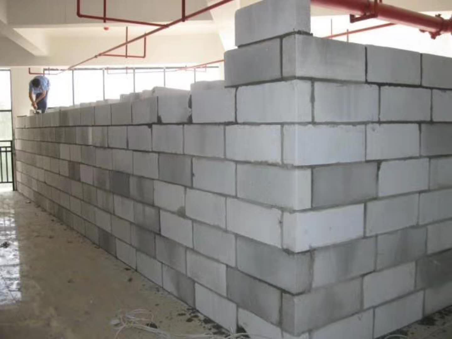 鸡东蒸压加气混凝土砌块承重墙静力和抗震性能的研究